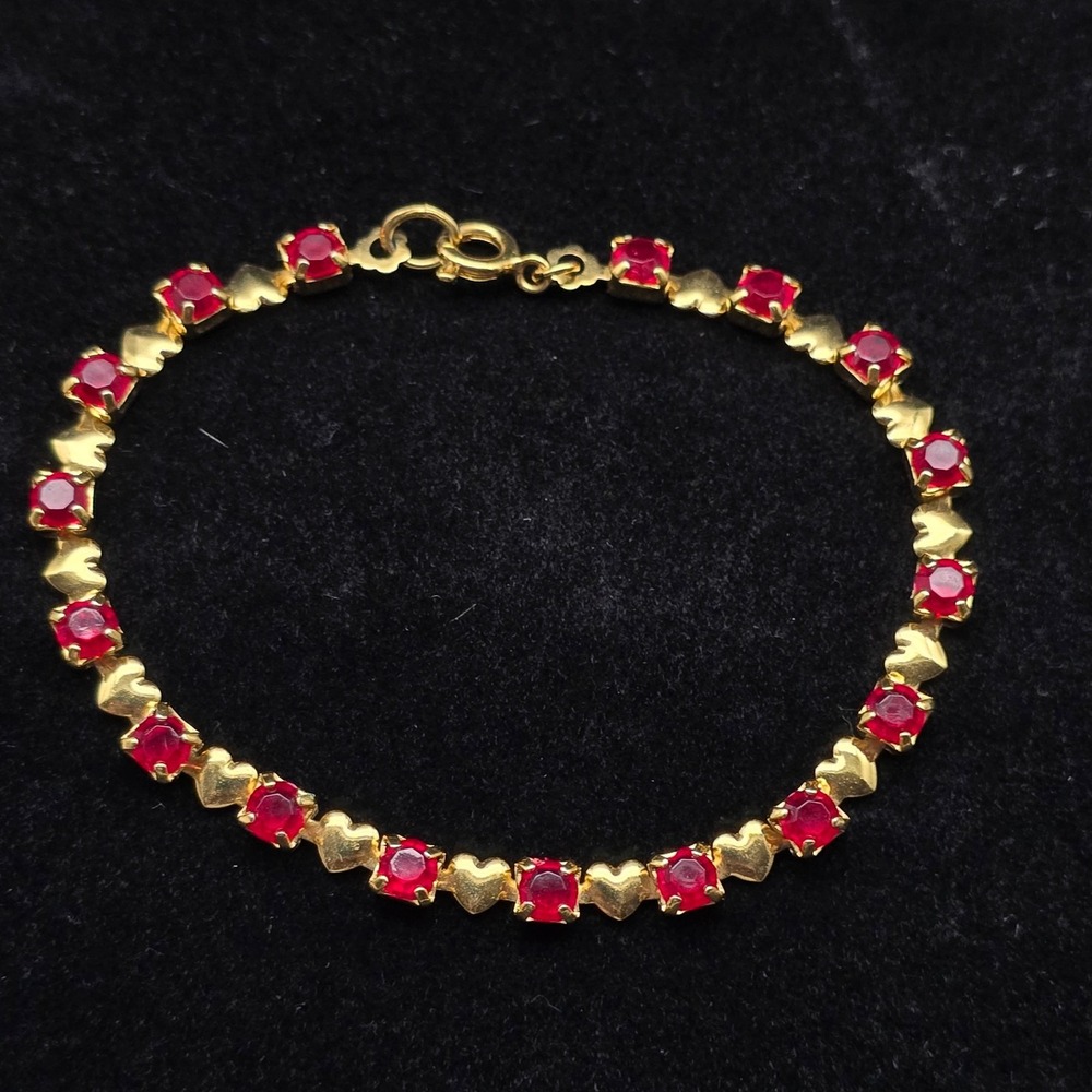 Avon 2003 Rhinestone Heart Bracelet Red Gold Tone Valentine's Day